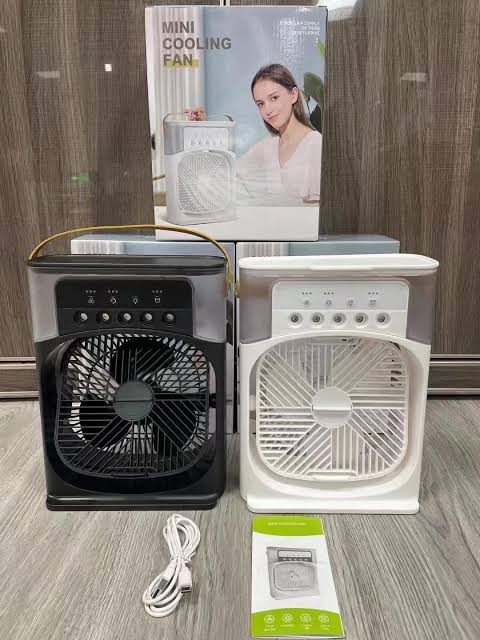 Portable Mini Cooling Fan - Air Conditioner Humidifier
