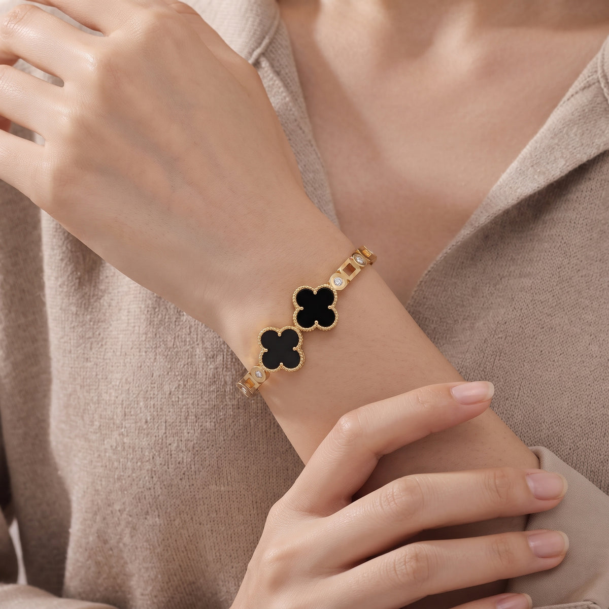 Black Clover Cuff